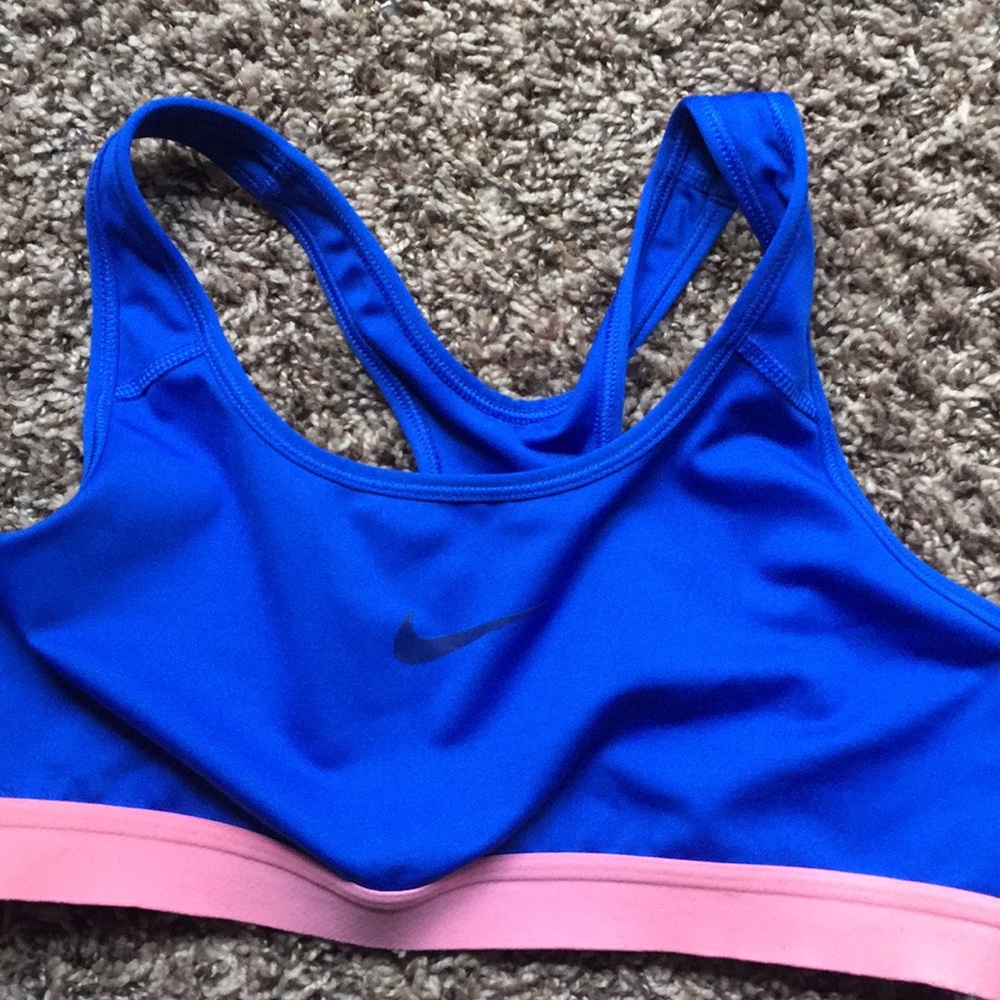 Nike sports bra